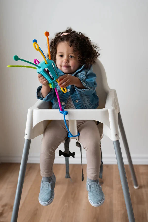 Zippee Activity Toy | Möbi(Zippee activity toy) Zippee Activity Toy | Möbi(Zippee Activity Toy) -Curious Bear Toys 2024ZippeeLive1 1