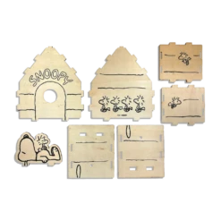 OOLY X Peanuts: Color'in Wooden Birdhouse Kit | OOLY(Ooly X Peanuts Colorin Wooden Birdhouse Kit Ooly) 4 OOLY X Peanuts: Color'in Wooden Birdhouse Kit | OOLY(Ooly X Peanuts Colorin Wooden Birdhouse Kit Ooly) -Curious Bear Toys OOLY Peanuts Color in Wooden Birdhouse Kit Contents
