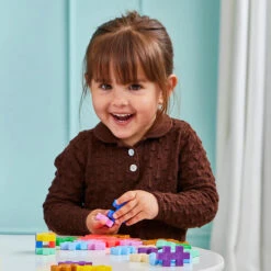 Learn To Build BIG - Colorverse | Plus-Plus(Learn To Build Big Colorverse Plus Plus) -Curious Bear Toys PHO03998 BIG Colorverse Lifestyle2 LoRes 250522 RS