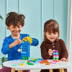 Learn To Build BIG - Colorverse | Plus-Plus(Learn To Build Big Colorverse Plus Plus) -Curious Bear Toys PHO03998 BIG Colorverse Lifestyle4 LoRes 250522 RS