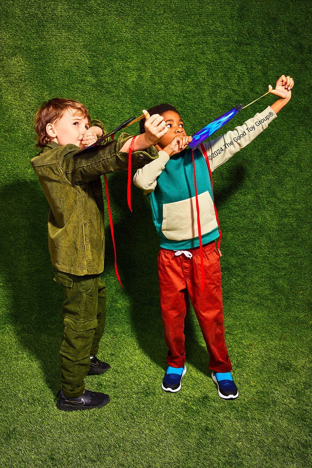 Rubberband Rocket Kite | Watchitude(Rubberband rocket kite watchitude) Rubberband Rocket Kite | Watchitude(Rubberband Rocket Kite Watchitude) -Curious Bear Toys tgtg sp24 215